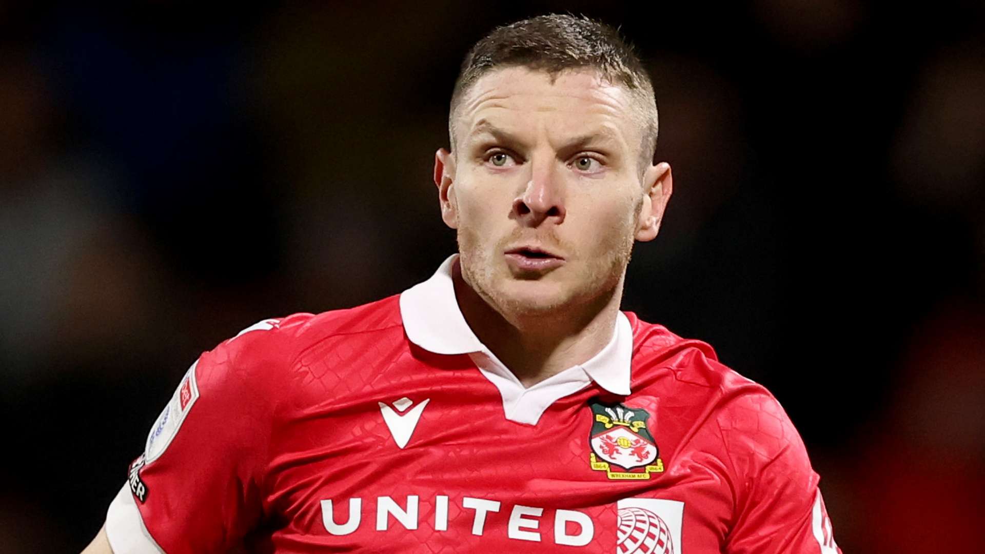 ហេតុអ្វីបានជាក្លឹប Wrexham ពិបាកក្នុងការលក់ Paul Mullin អ្នកចំណាយគ្រាប់បាល់ចំនួន ១១០ គ្រាប់។