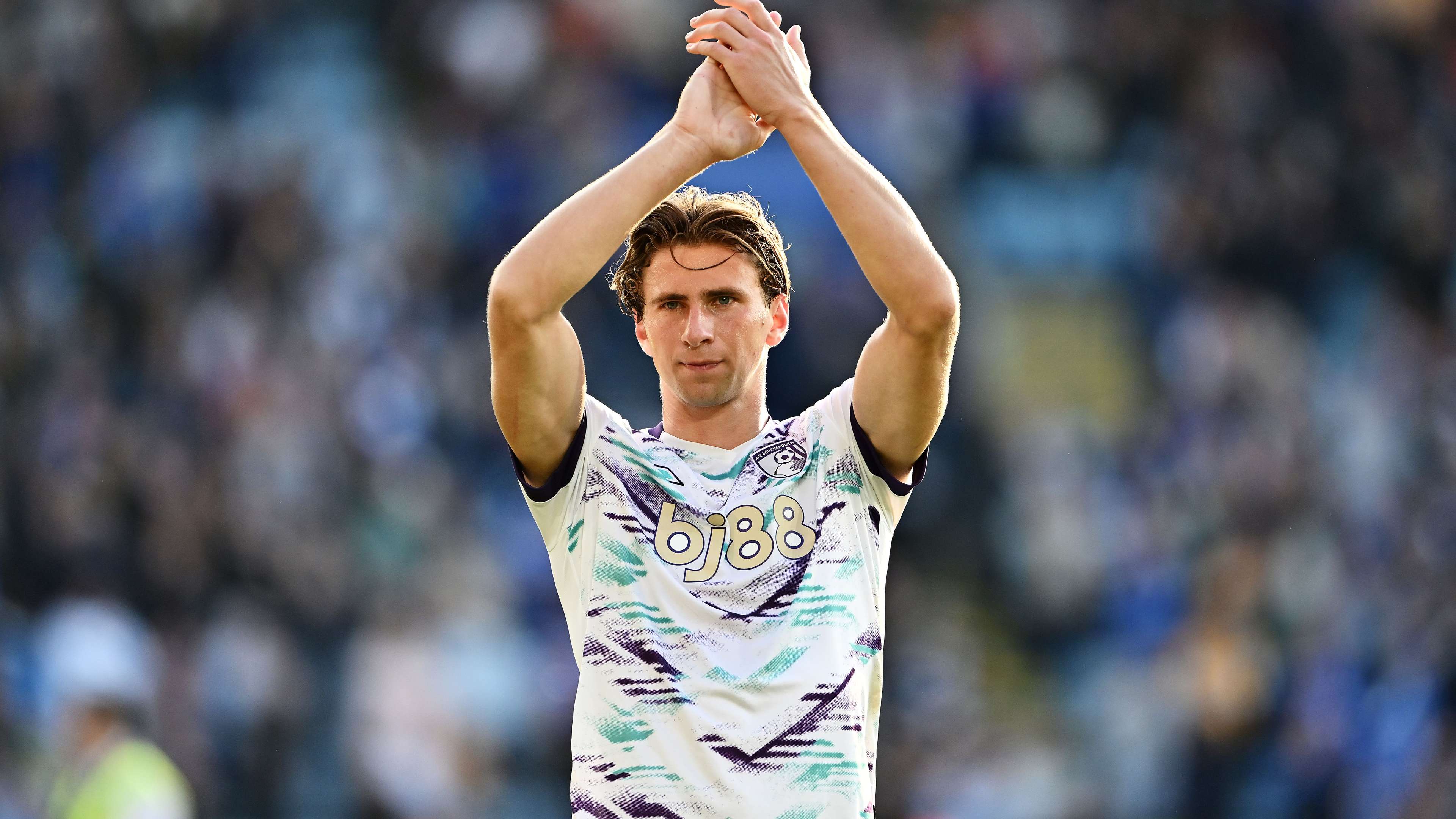 PSG ជិតសម្រេចការទិចការិនដ៏រឹងមាំពីព្រេមៀរលីគ ក្នុងតម្លៃ ៦០លានអឺរ៉ូ។