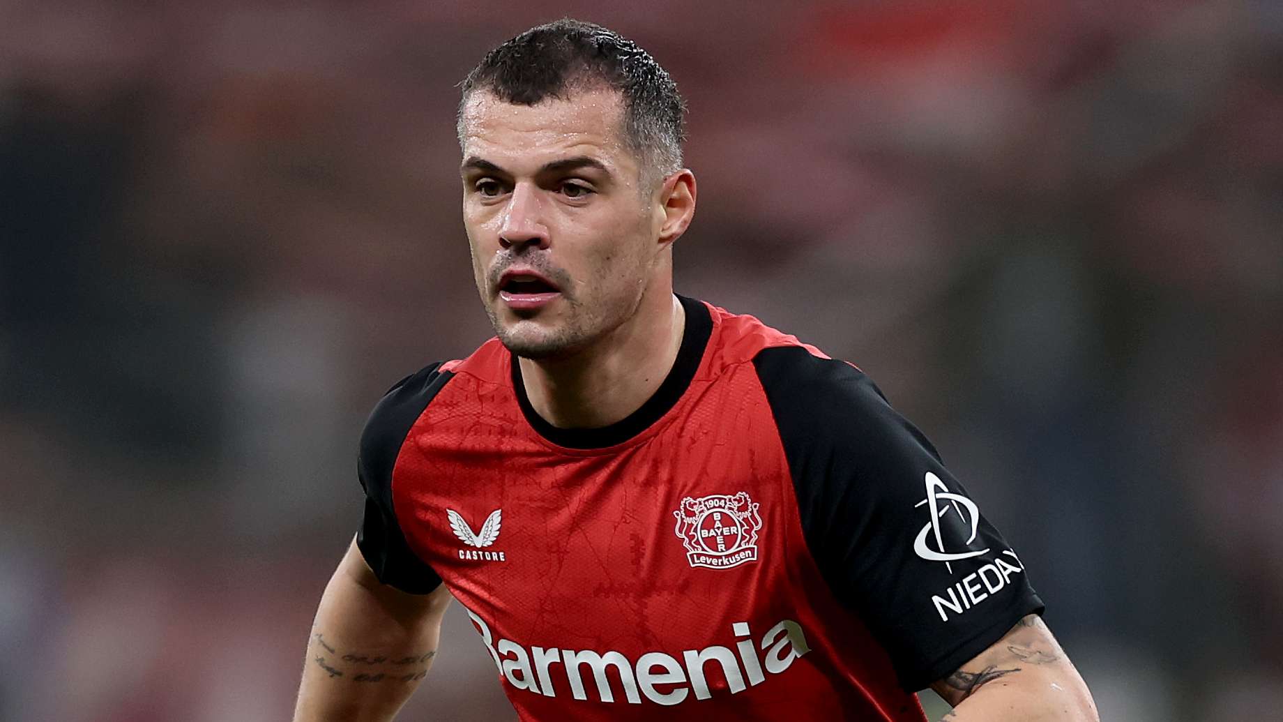 លេវ៉ឺរគូសែនត្រៀមអោយ Xhaka ចាកចេញ ក្រោយទទួលការស្នើពី AC មីឡាន់។