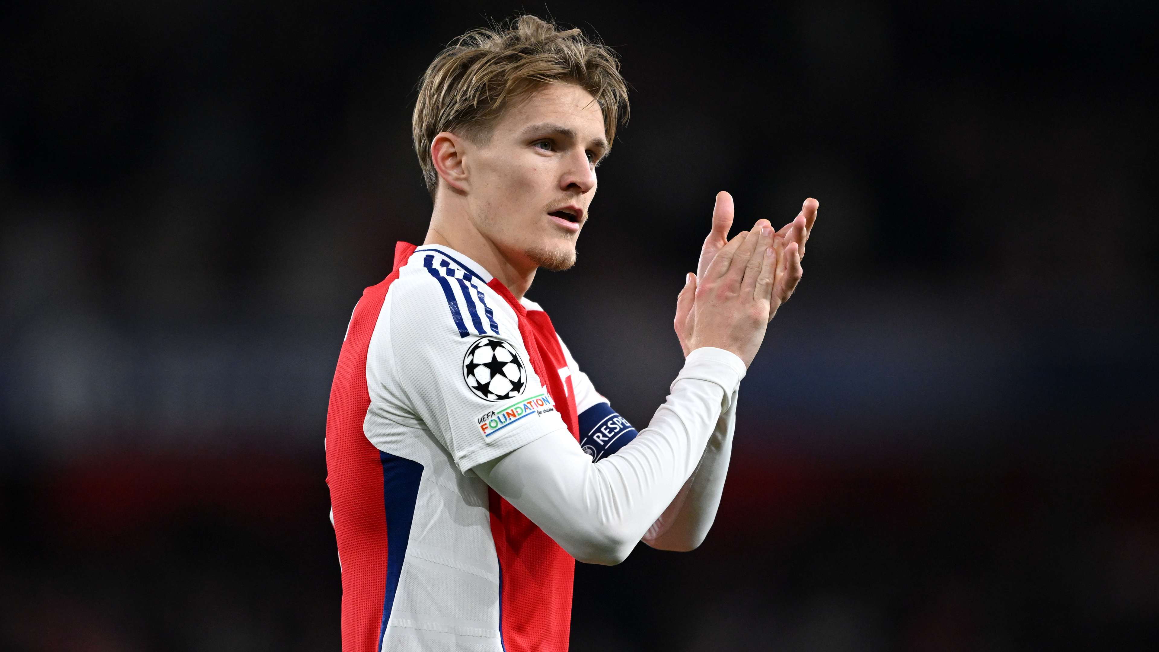 តើ Martin Odegaard រកបានប៉ុន្មាននៅ Arsenal?