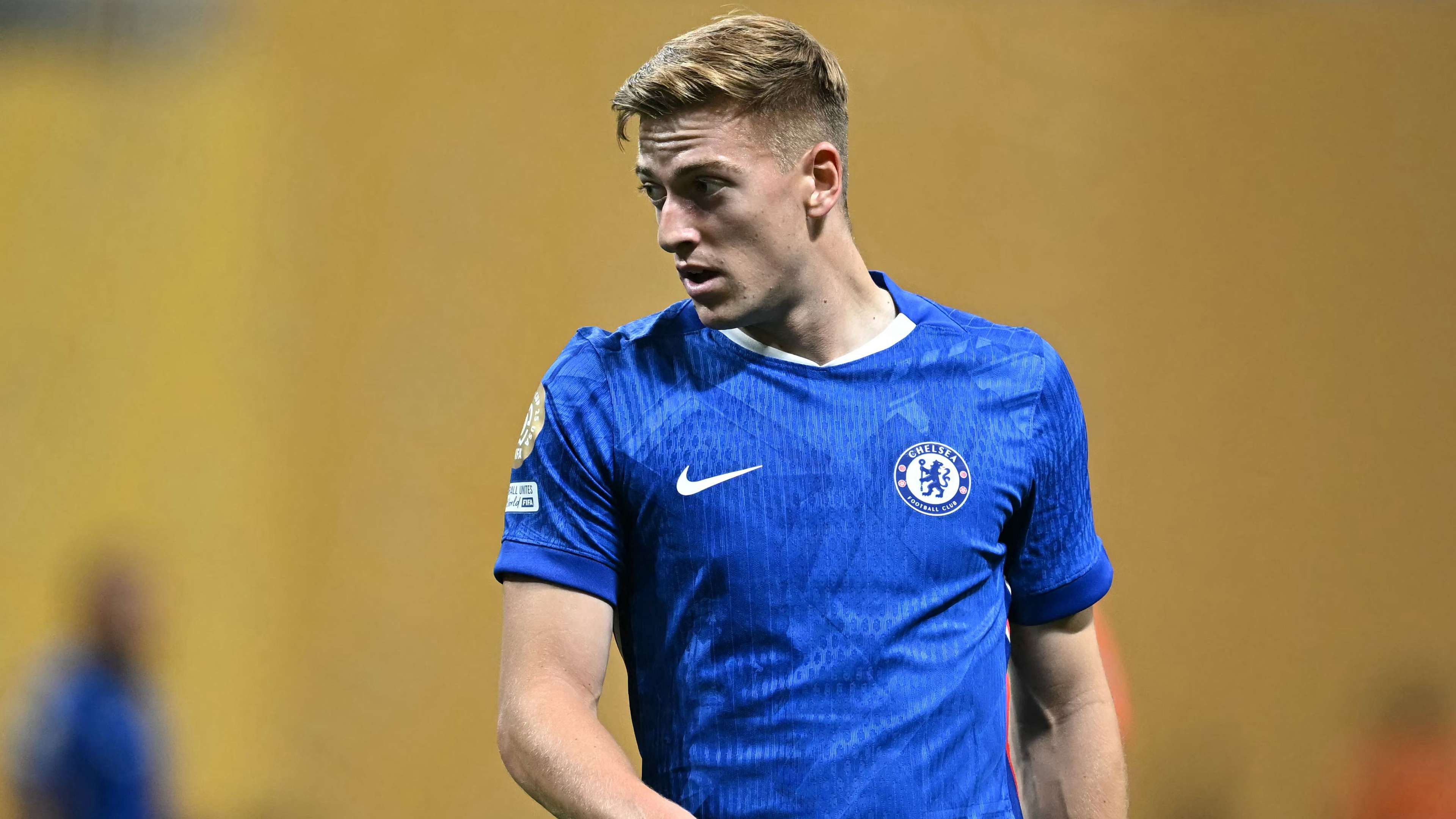 ដេឡាប់ទទួលបានការវាយតម្លៃយ៉ាងខ្លាំងក្លាក្នុងការប្រកួតដំបូងជាមួយឈីលស៊ី