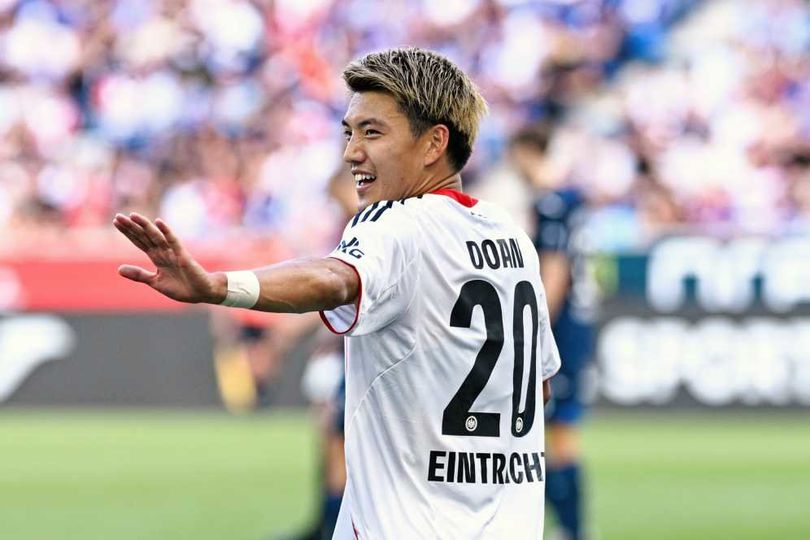 ការព្រឹត្តិសម្រាប់ Eintracht Frankfurt vs Galatasaray ថ្ងៃទី 19 ខែកញ្ញា 2025

Paraphrased: ការប៉ារ៉ាស៊ីសេសគ្នា Eintracht Frankfurt ប្រជាជ Galatasaray ថ្ងៃទី 19 ខែកញ្ញា 2025 ដែលកំពុងត្រូវបានបំពេញយ៉ាងត្រង់សម្រាប់ការអប់រំហ្គេម