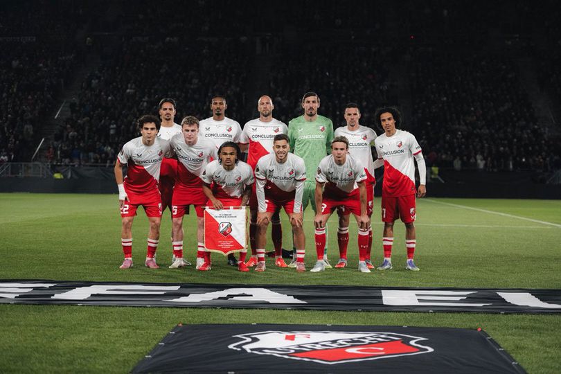 ការព្រឹត្តិការរបស់ Freiburg ប្រទេសអាសេប ប្រុង FC Utrecht កាលពី ២៤ តុលា ២០២៥
ការព្រឹត្តិការរបស់ Freiburg ប្រទេសអាសេប ប្រុង FC Utrecht កាលពី ២៤ តុលា ២០២៥
