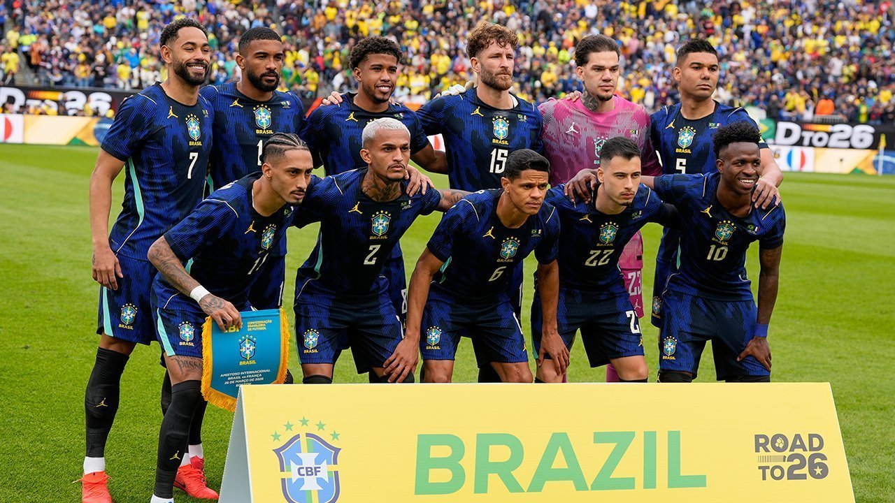 ការព្រឹតិរ៉េបូសប៊ីអង្គរ៉េ ២០២៦: ប្រេនស្ដ បុិស្សនិ ចុំប្រណី រ៉េដស្ស ខែព្រីធិស្ដ ឆេភេស្ស ដេនេដ្ខែហា
Paraphrased: ស្តើងមុនស្តាយឍែបស្ដ្គែបូស ២០២៦: ប្រវិត ក្រេនស ជាប បើស្យ ស្សិនជើសខ ព្រិិេស កិគាប្ស ផ្គាបិស្ត បាេនែេស្គែហេគេ្ខ ដខាេស ហេស្សេស គ្ខសេស្ដ ឆេសិស្ខ ភស លេរេ្ខ.